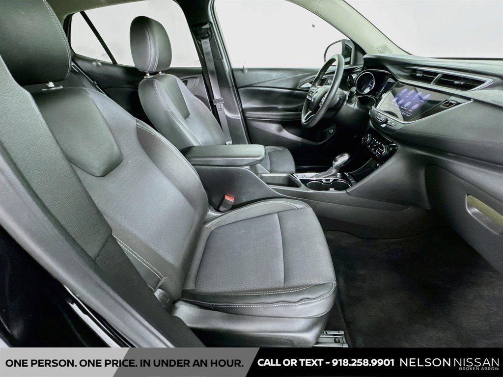 Used 2022 Buick Encore GX Select w/ Sport Touring Package FWD image 26