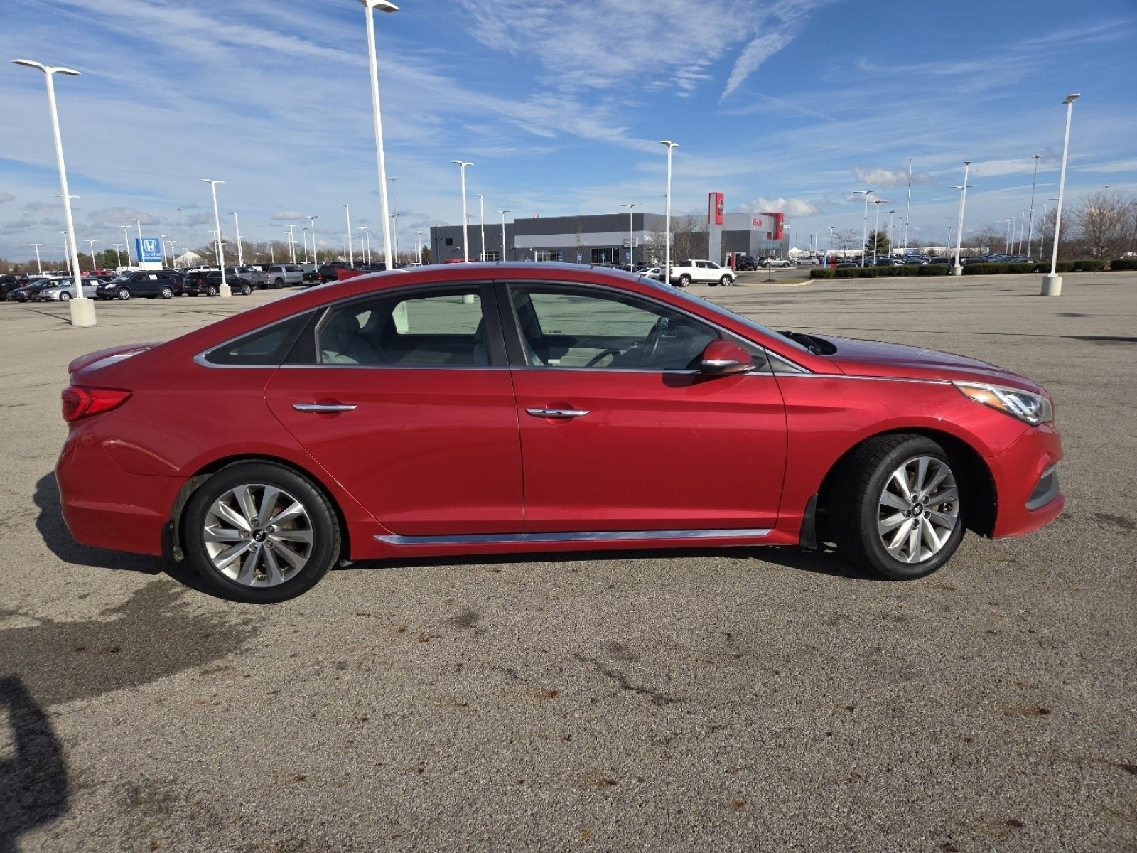Used 2017 Hyundai Sonata Sport w/ Value Edition Package 02 image 16