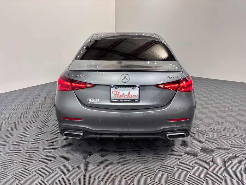 Used 2024 Mercedes-Benz C 300 4MATIC Sedan image 5