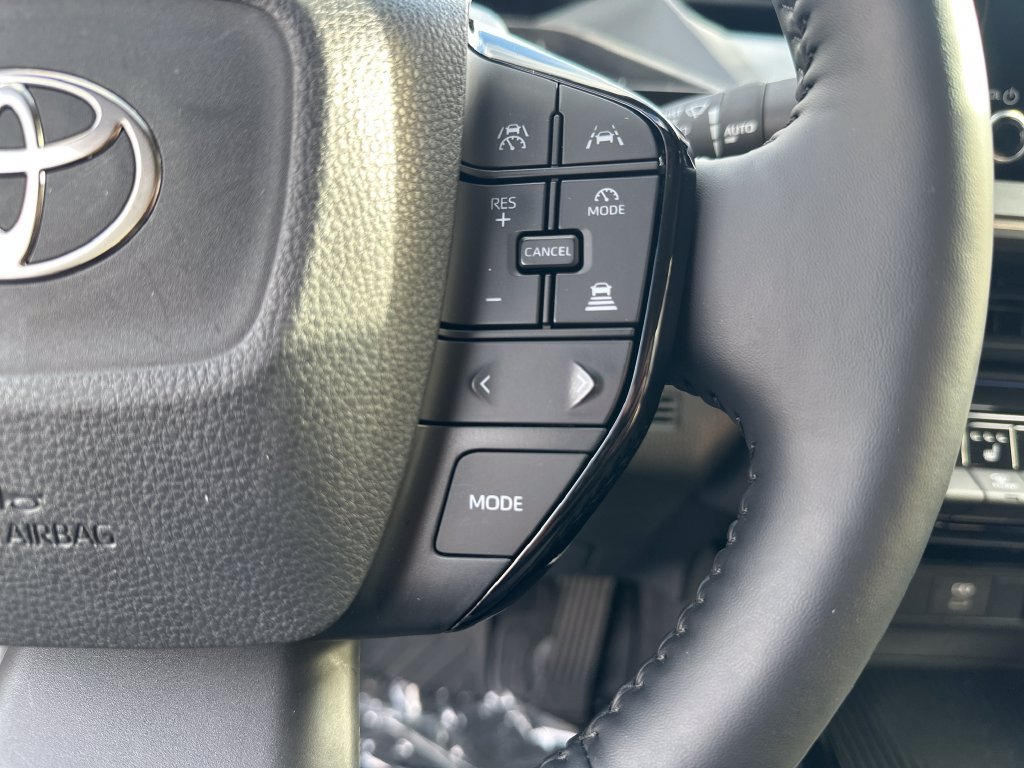 Certified 2026 Toyota Prius FWD image 20