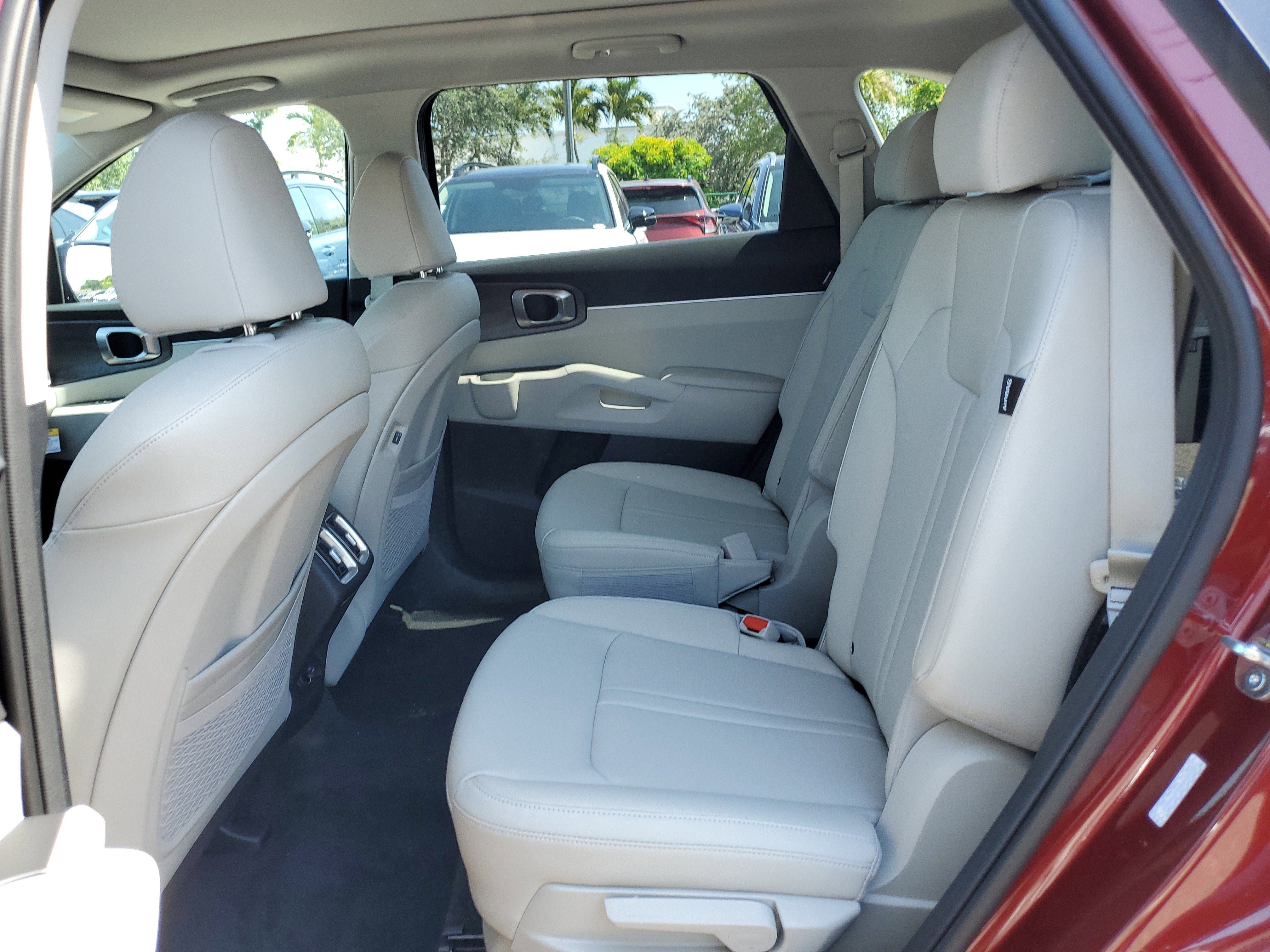 New 2025 Kia Sorento X-Line EX image 8