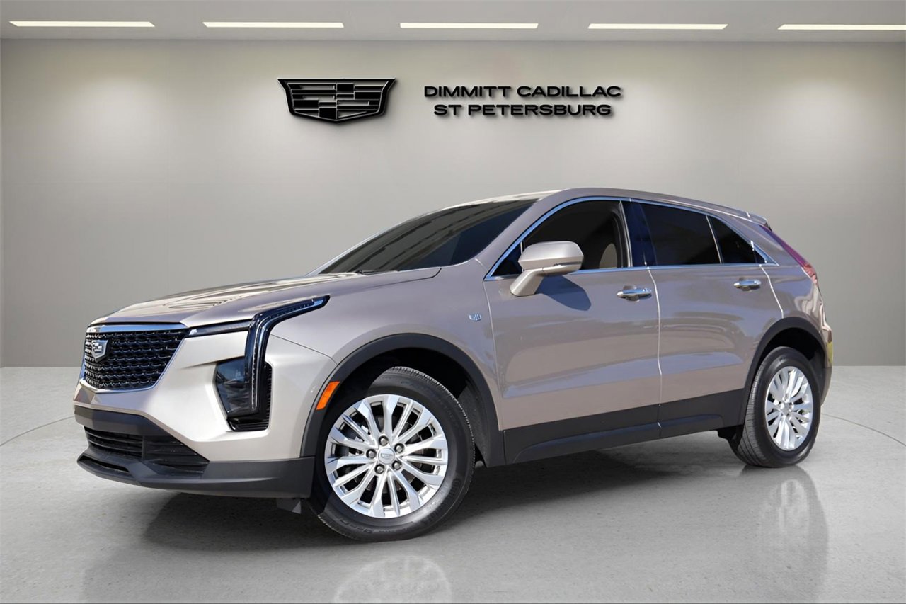 Used 2024 Cadillac XT4 Luxury w/ Cold Weather Package