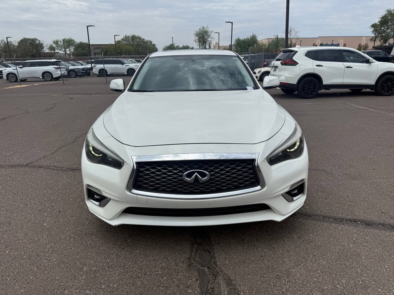 Used 2018 INFINITI Q50 Luxe w/ Cargo Package (L95) RWD image 2