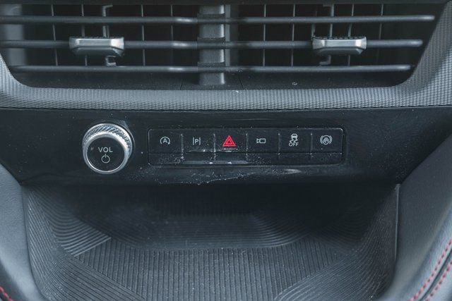 Used 2025 Ford Explorer ST-Line w/ ST-Line Street Pack image 35