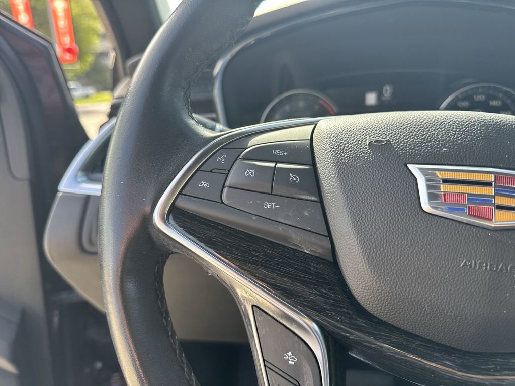 Used 2023 Cadillac XT5 Premium Luxury FWD image 17