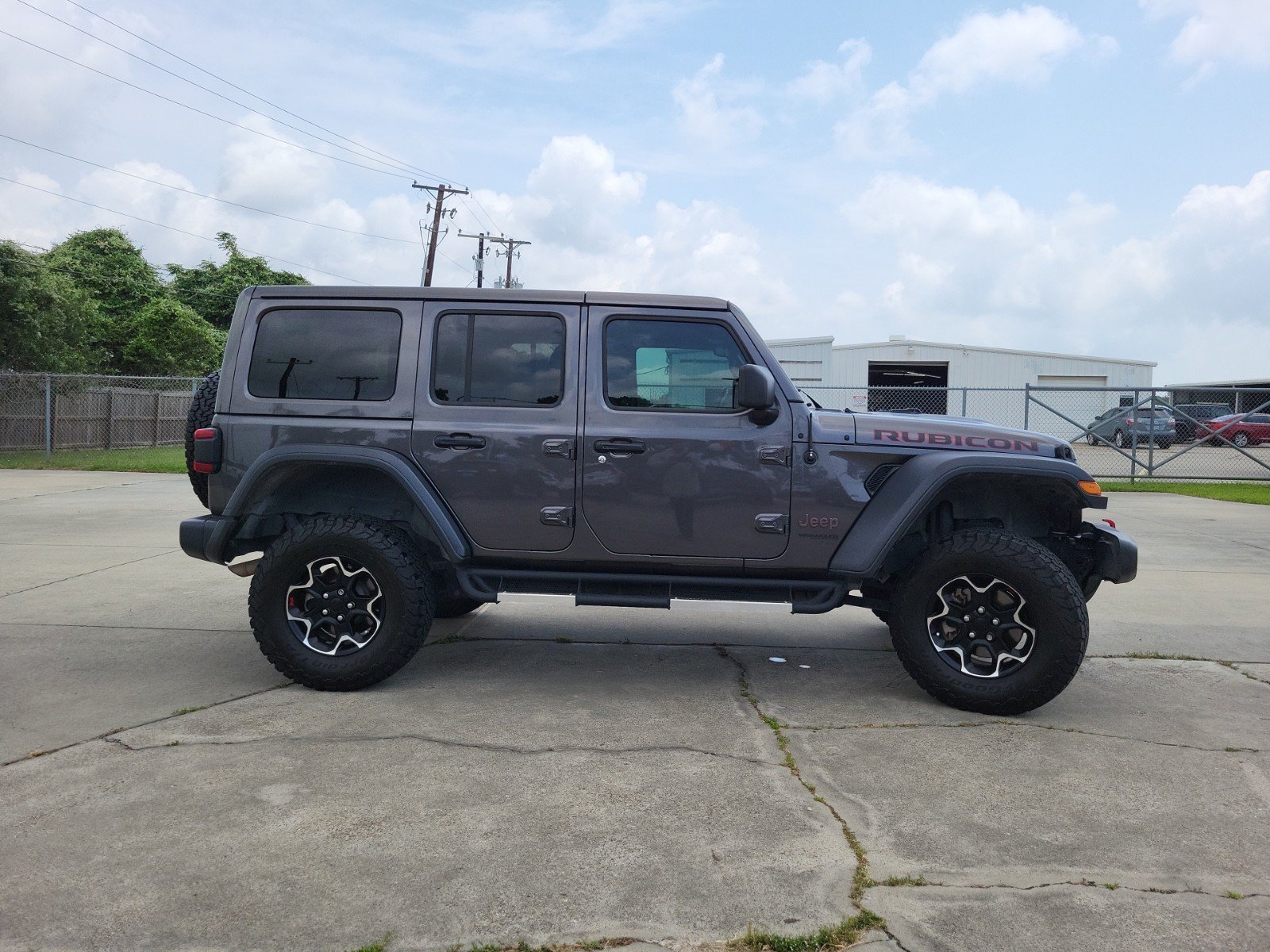 Used 2020 Jeep Wrangler Unlimited Rubicon w/ LED Lighting Group AWD/4WD image 4