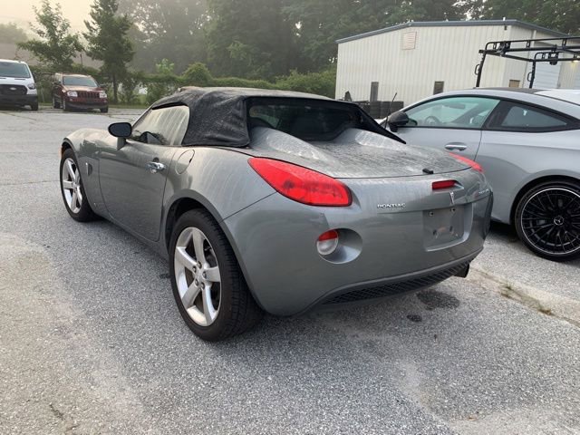 Used 2006 Pontiac Solstice Convertible w/ Premium Package RWD image 6