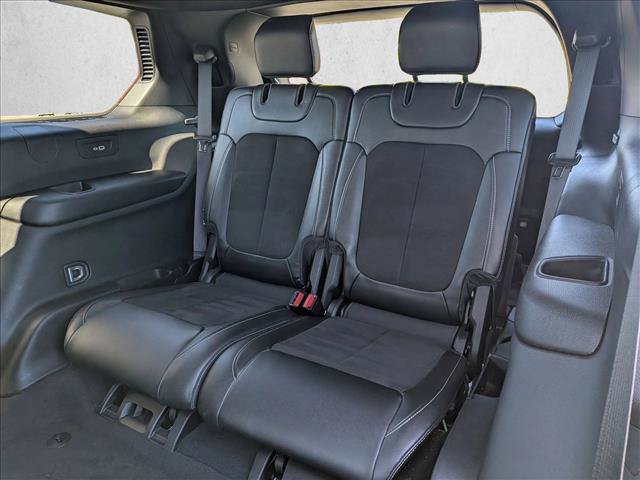 Used 2023 Jeep Grand Cherokee L Laredo AWD/4WD image 18
