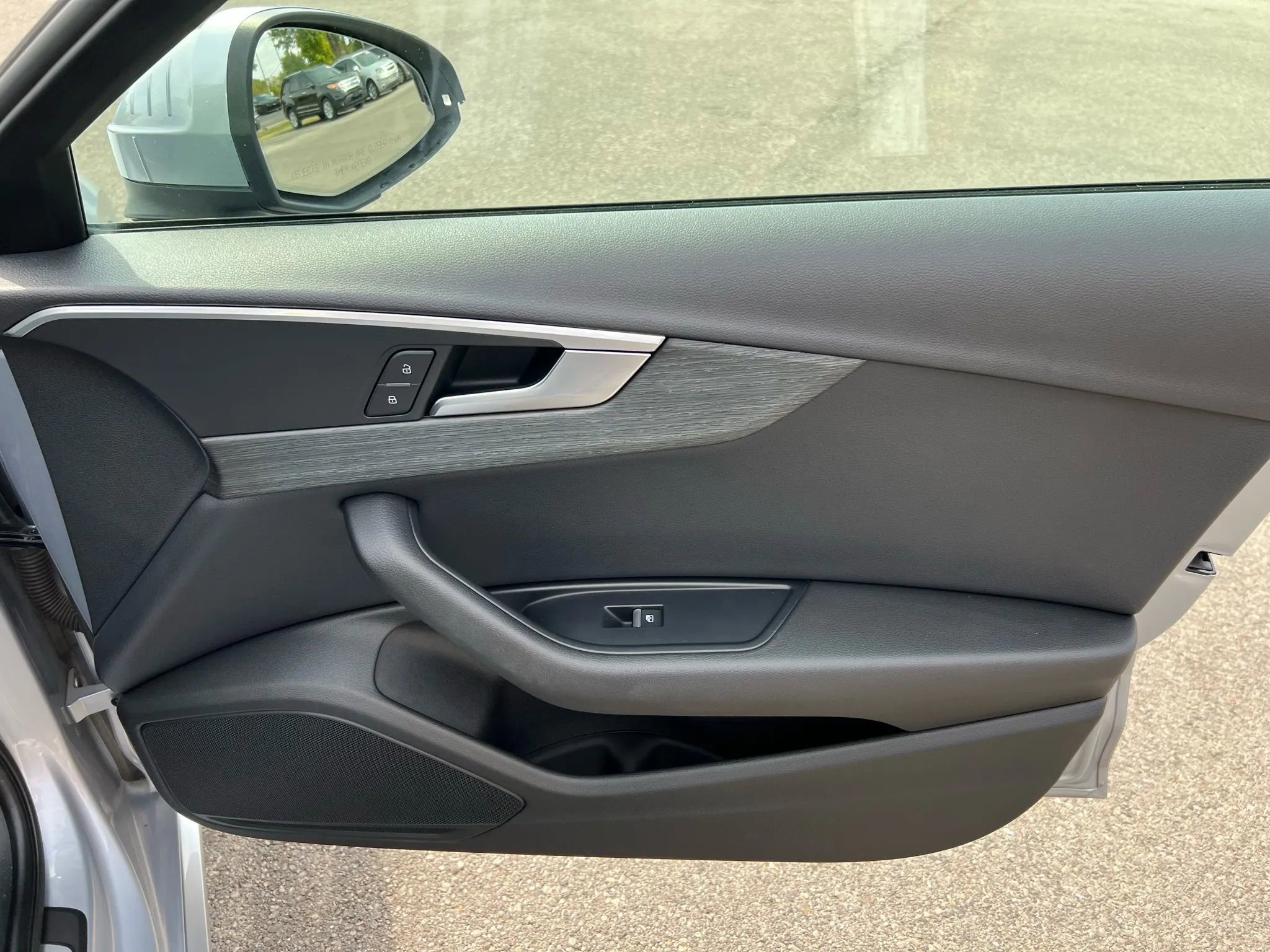 Used 2018 Audi A4 2.0T Ultra Premium w/ Convenience Package image 20