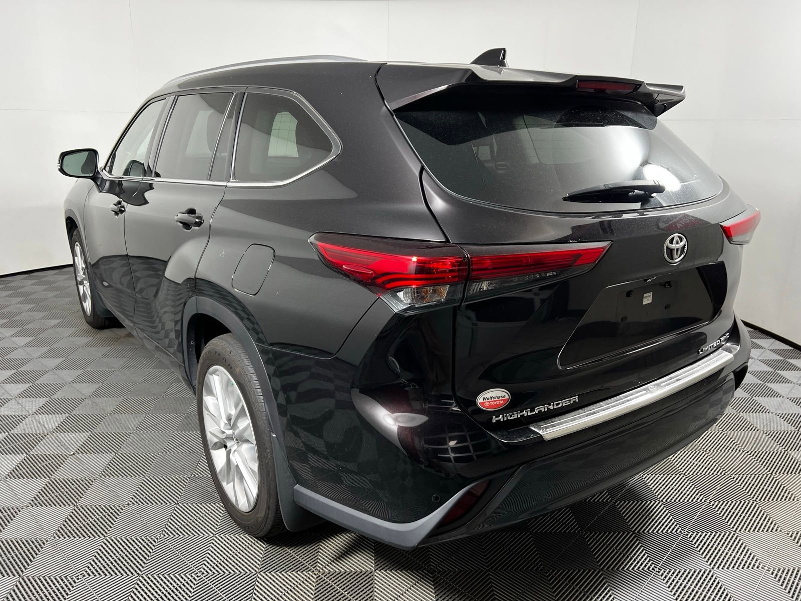 Certified 2020 Toyota Highlander Limited image 7
