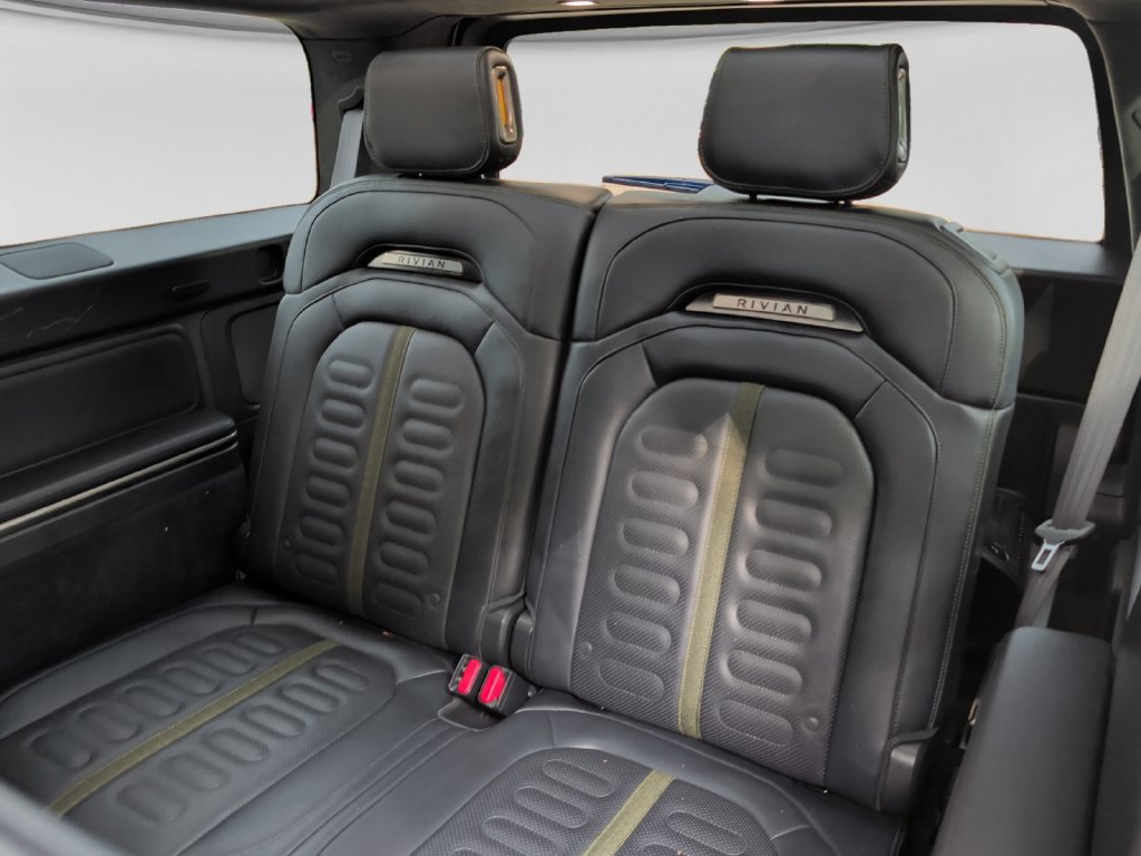 Used 2024 Rivian R1S Adventure Quad AWD/4WD image 33