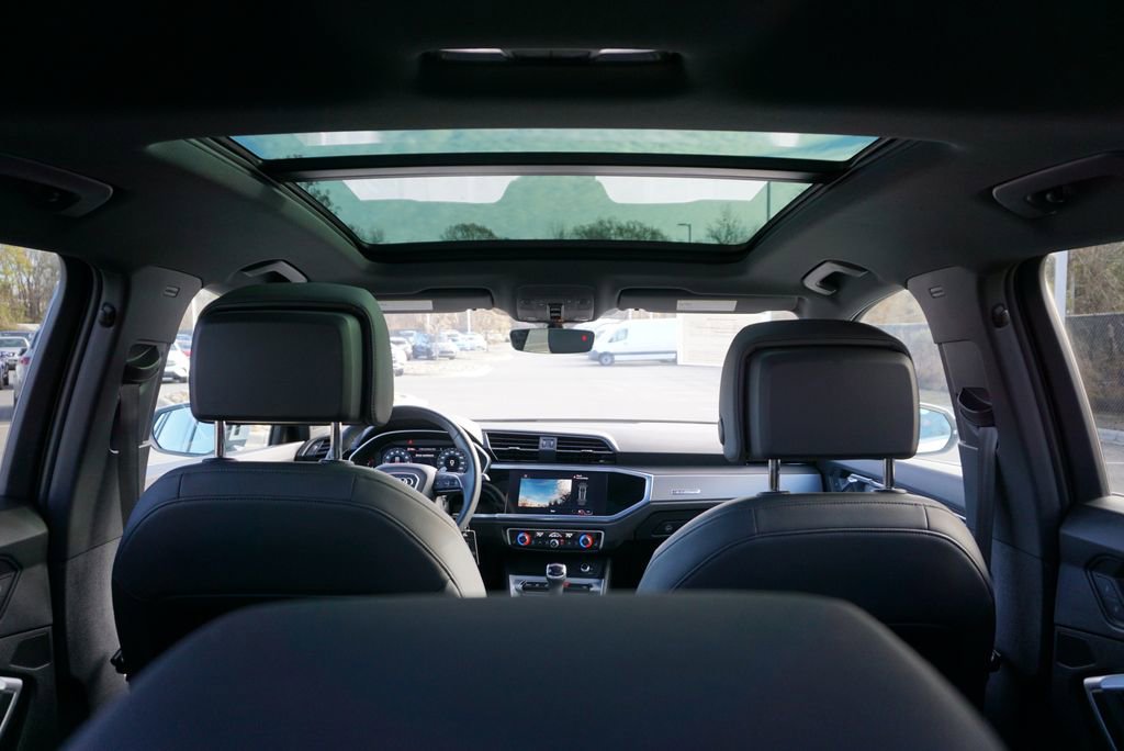 Used 2022 Audi Q3 2.0T Premium image 19