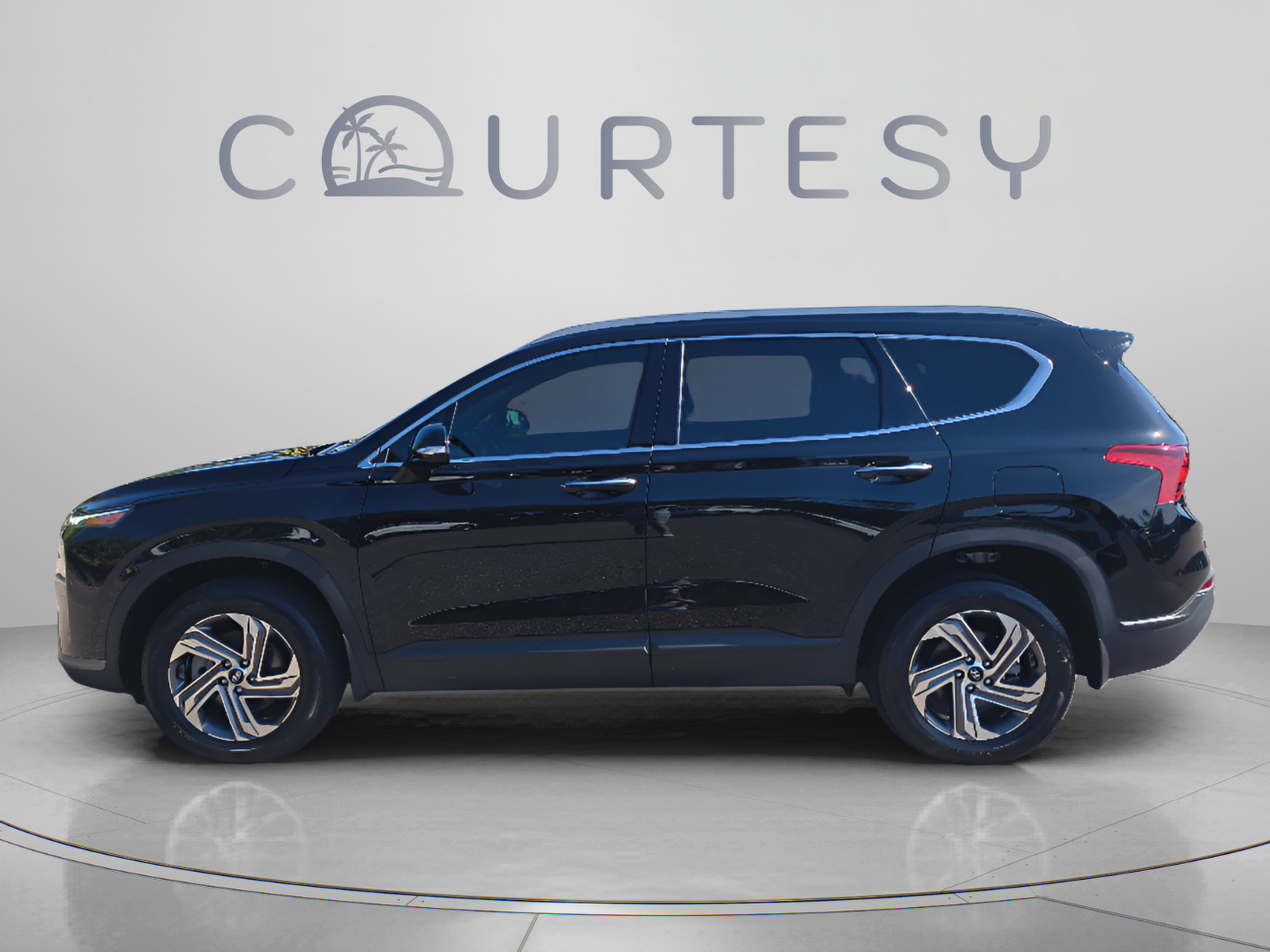 Certified 2023 Hyundai Santa Fe SEL AWD/4WD image 2