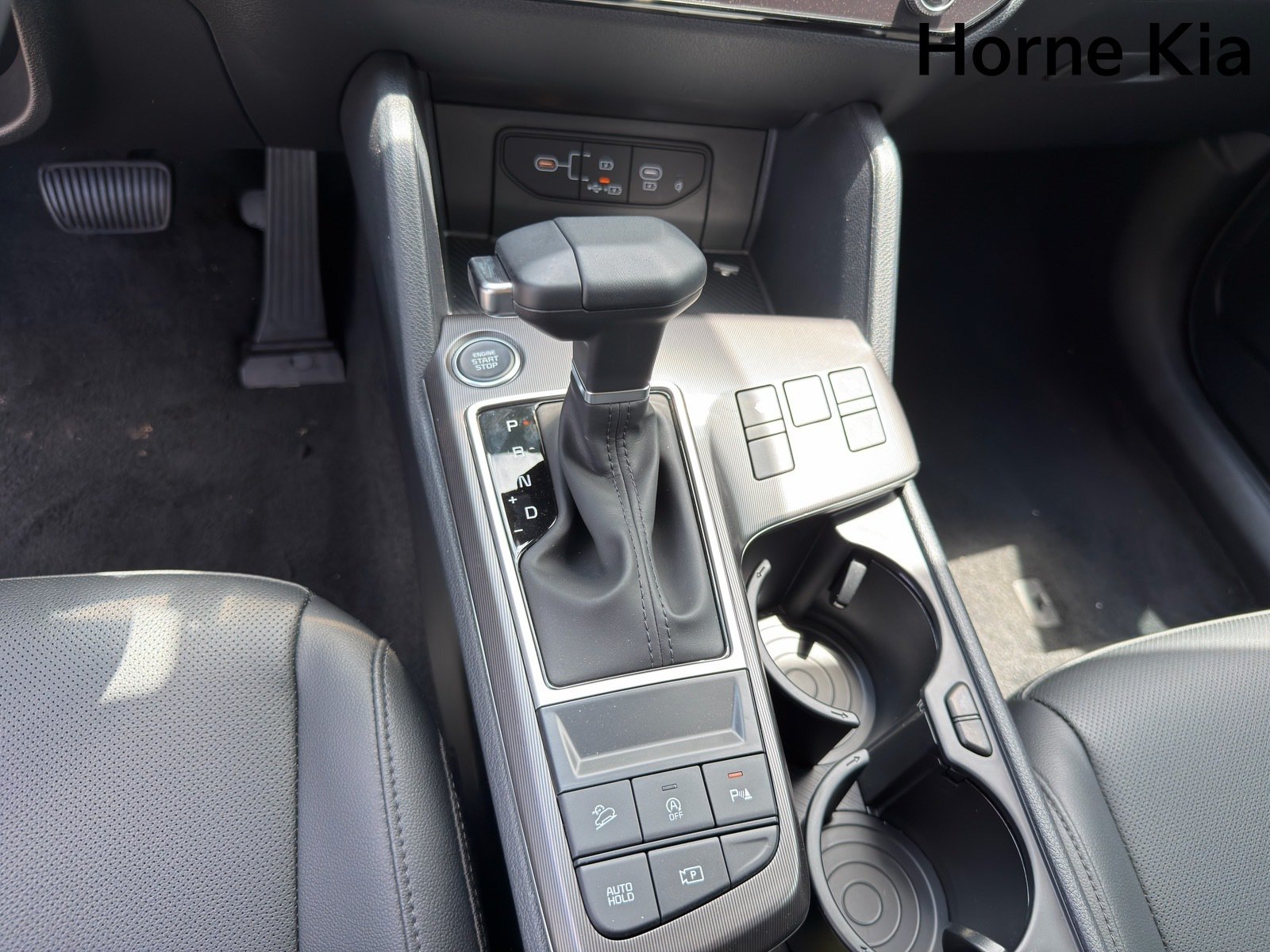 New 2026 Kia Sportage SX FWD image 17
