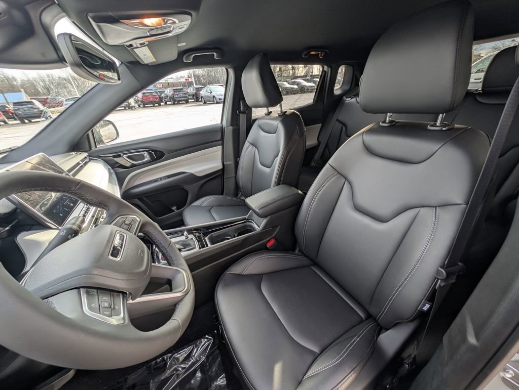 New 2026 Jeep Compass Limited image 14