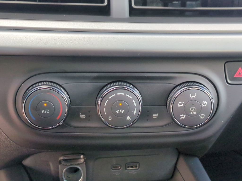 New 2026 Chevrolet Trax RS image 32