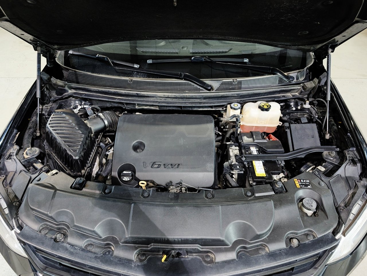 Used 2019 Chevrolet Traverse Premier w/ Redline Edition image 59