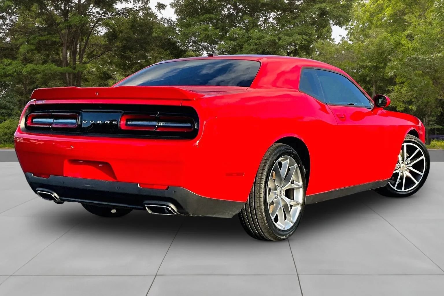 Used 2020 Dodge Challenger GT RWD image 2