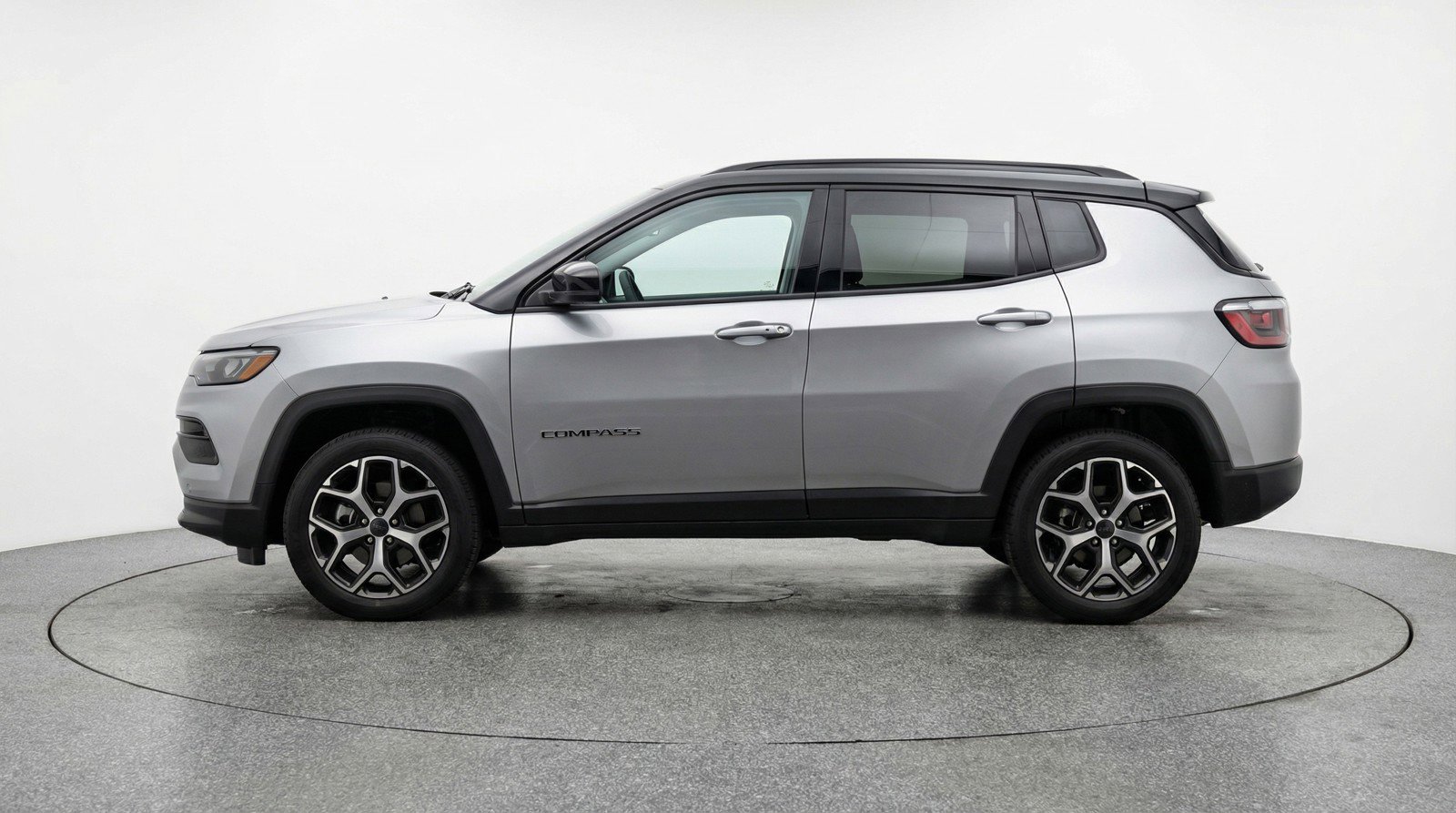 Used 2025 Jeep Compass Limited image 5