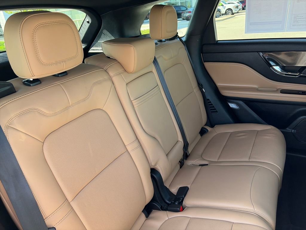 Used 2022 Lincoln Corsair Reserve w/ Elements Package image 32