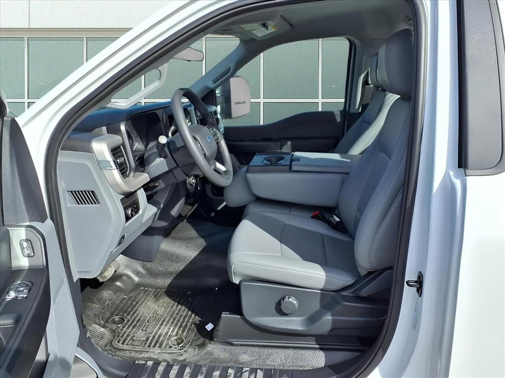 New 2026 Ford F600 4x4 Regular Cab Super Duty w/ XL Chrome Package image 26