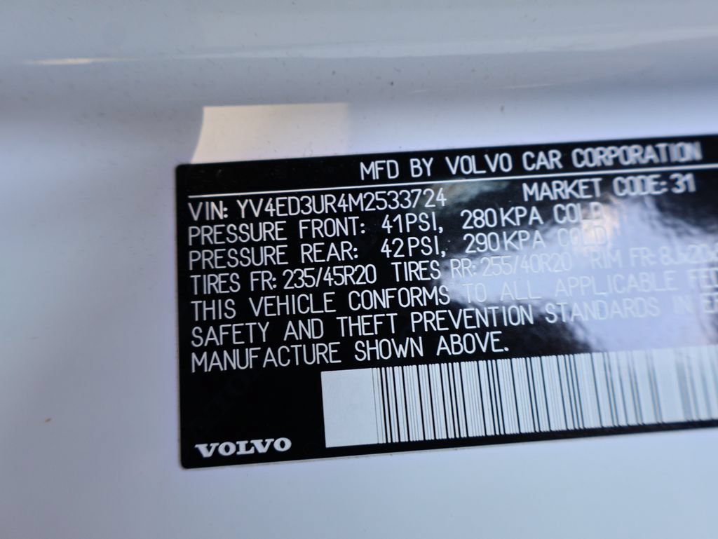 Used 2021 Volvo XC40 P8 Recharge w/ Advanced Package AWD/4WD image 21