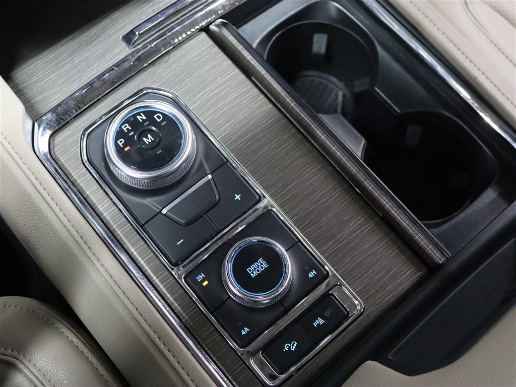 Used 2024 Ford Expedition Max Limited image 29