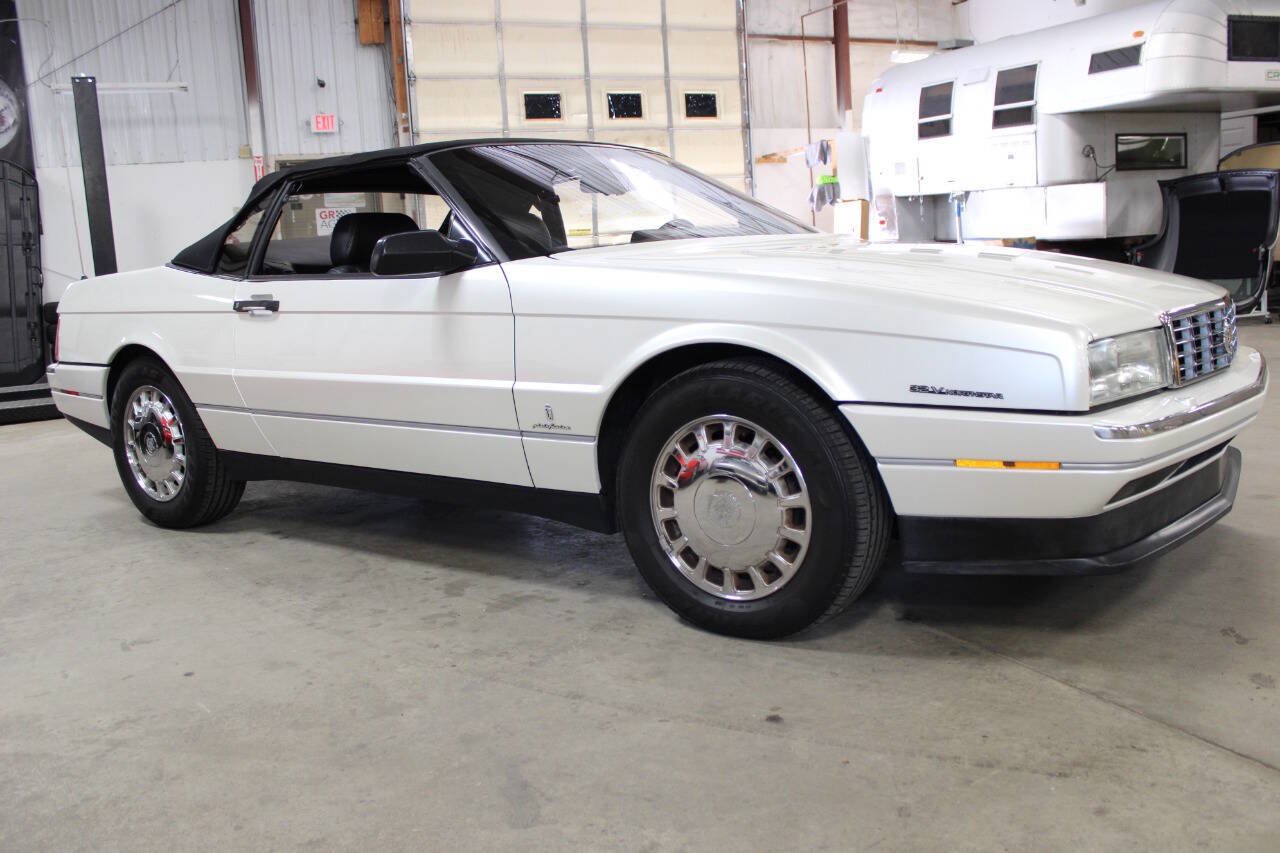 Used 1993 Cadillac Allante FWD image 8