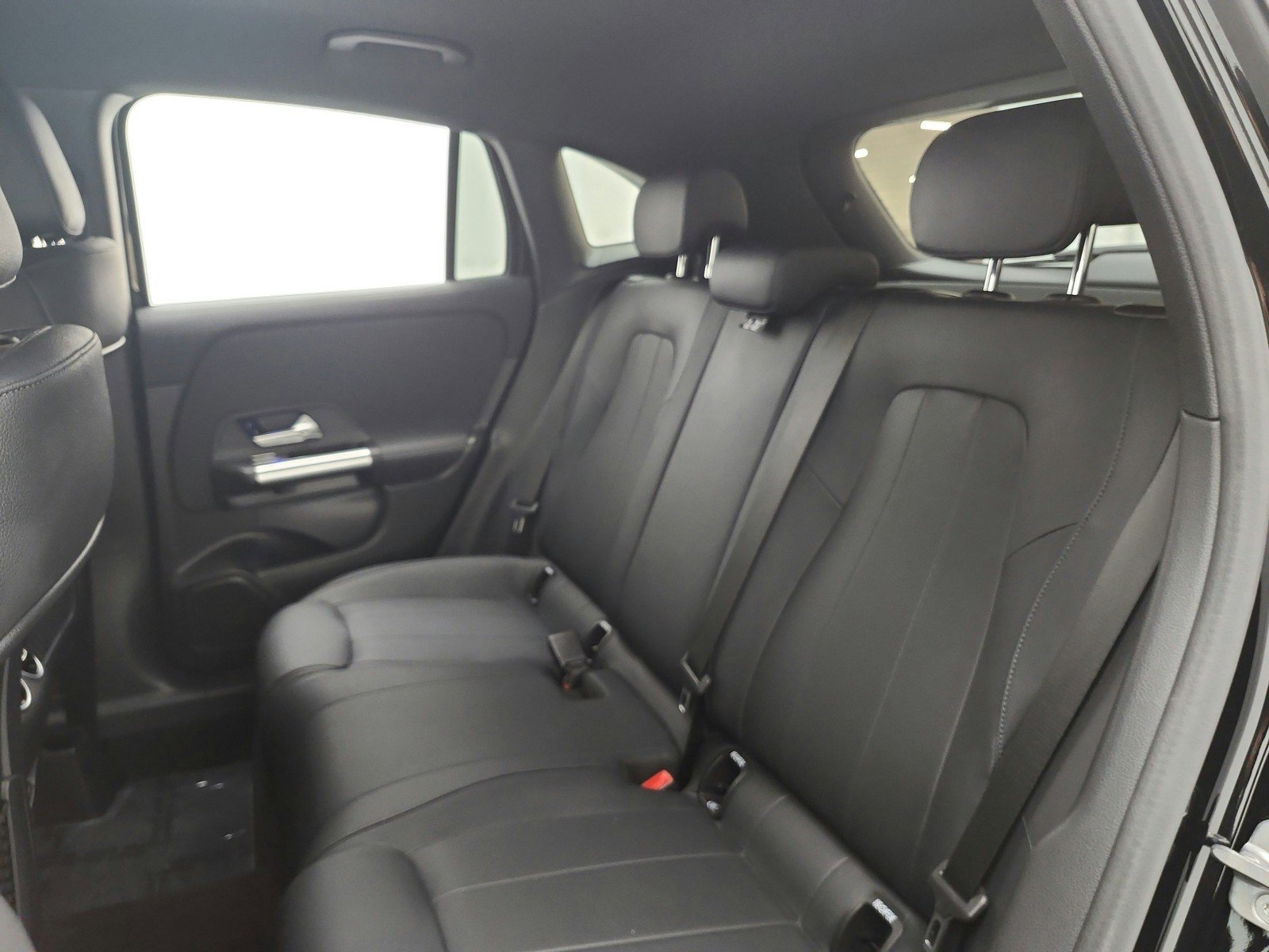 Certified 2025 Mercedes-Benz GLA 250 image 13