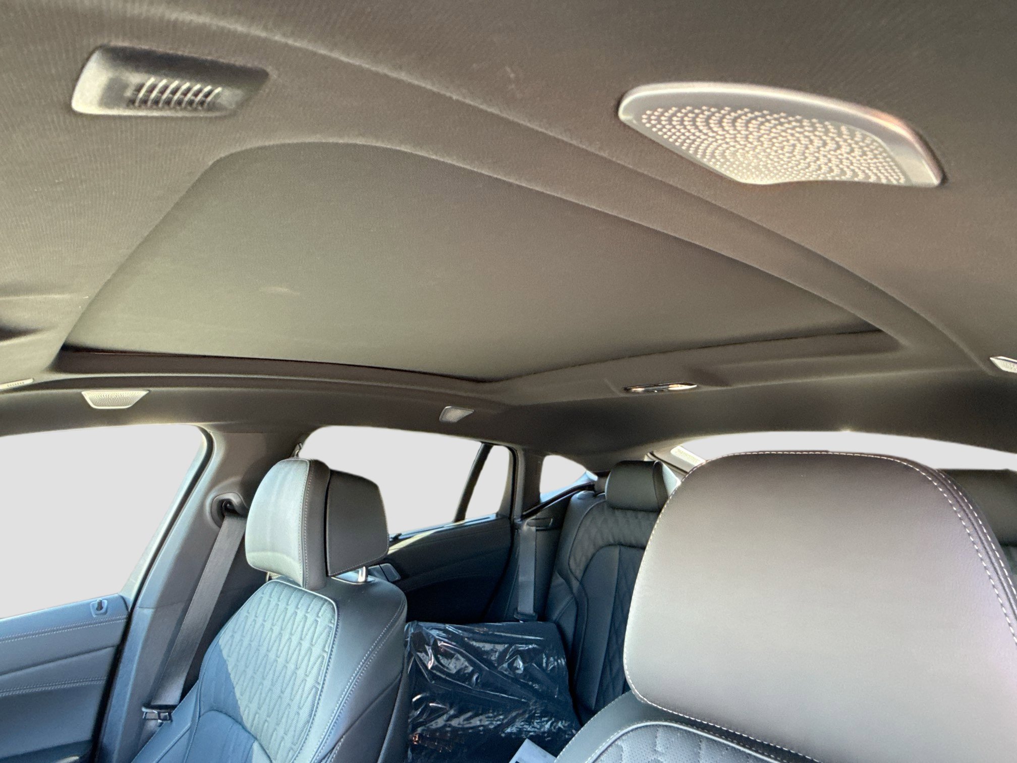 New 2026 BMW X6 M60i image 26