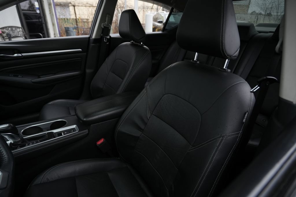 Used 2019 Nissan Altima 2.5 Platinum image 18