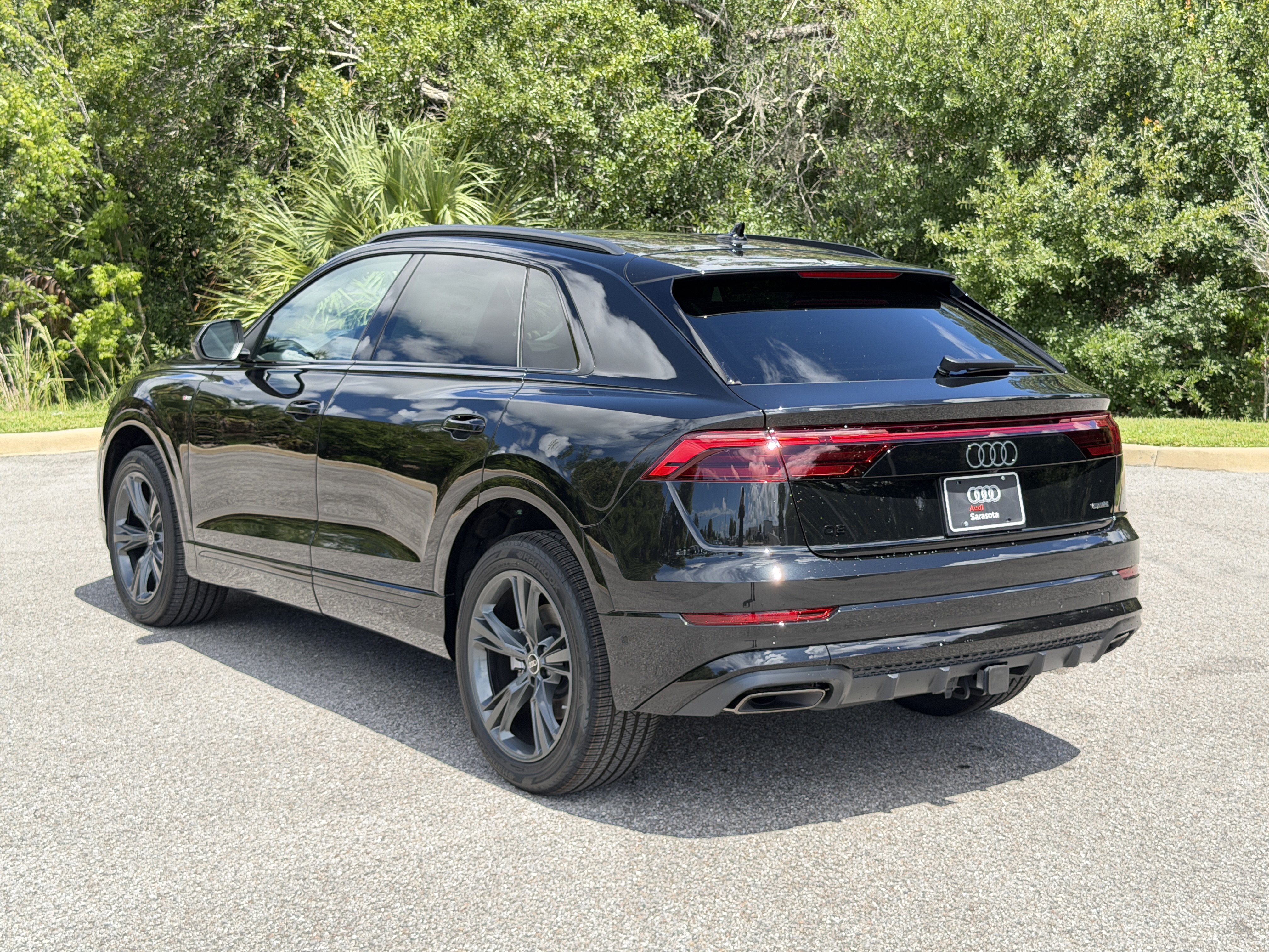New 2027 Audi Q8 Premium AWD/4WD image 5