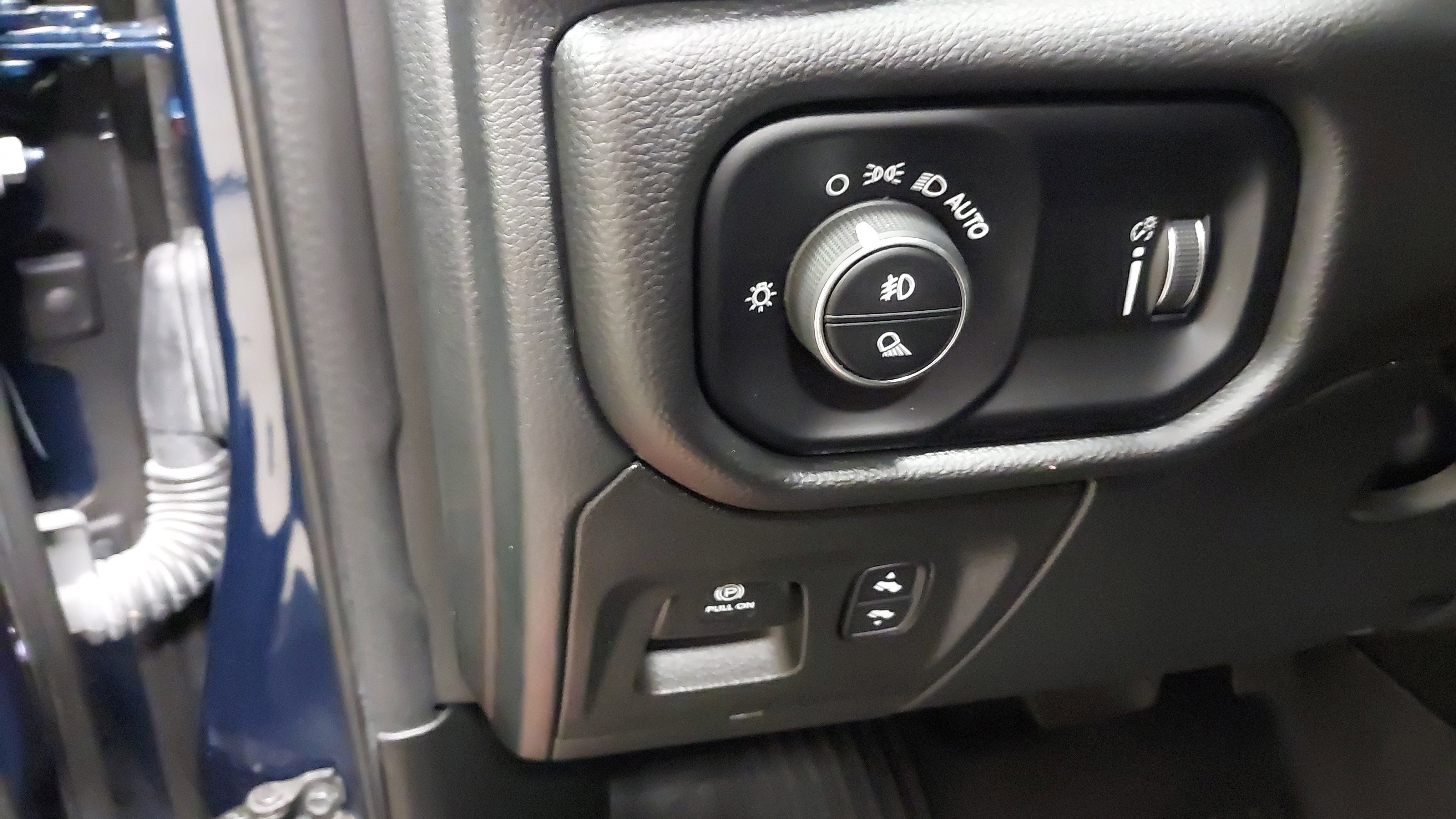 Used 2022 RAM 1500 Big Horn image 23