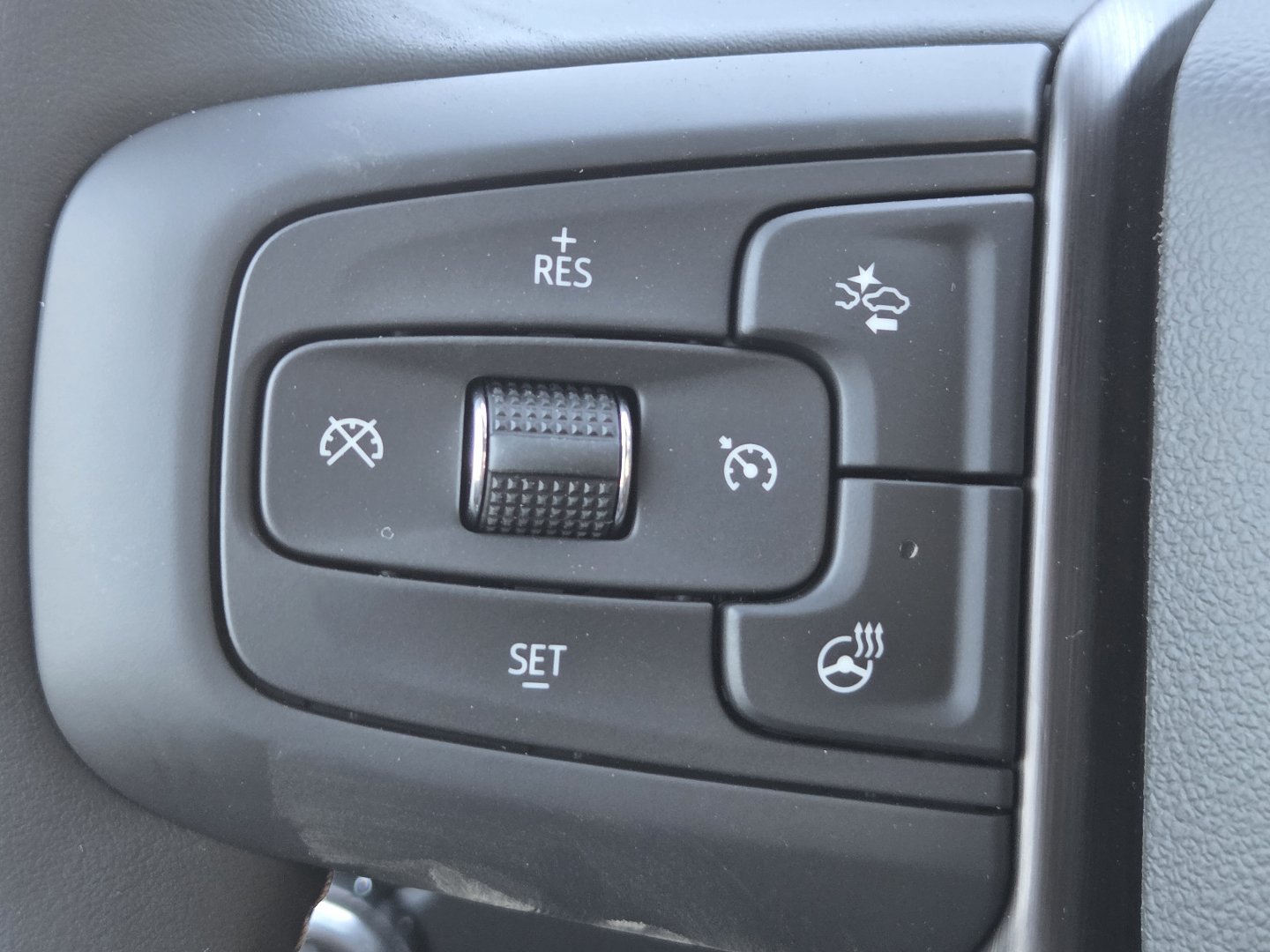 New 2026 GMC Sierra 2500 AT4 w/ AT4 Premium Plus Package AWD/4WD image 34