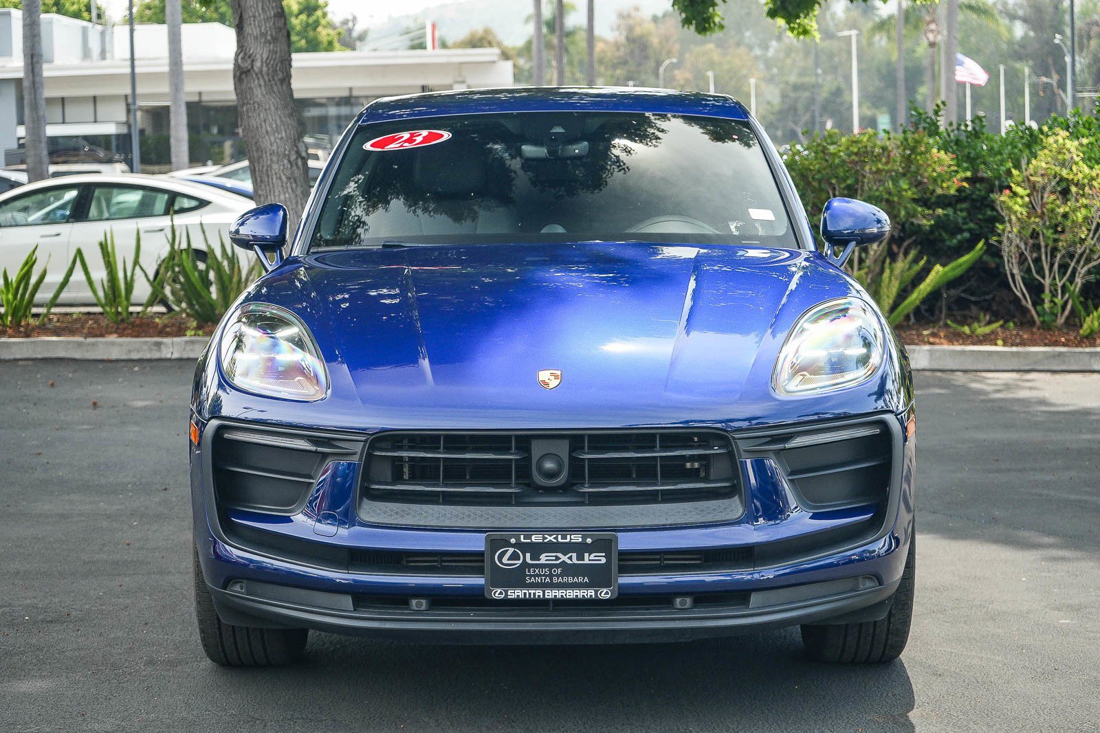 Used 2023 Porsche Macan image 2