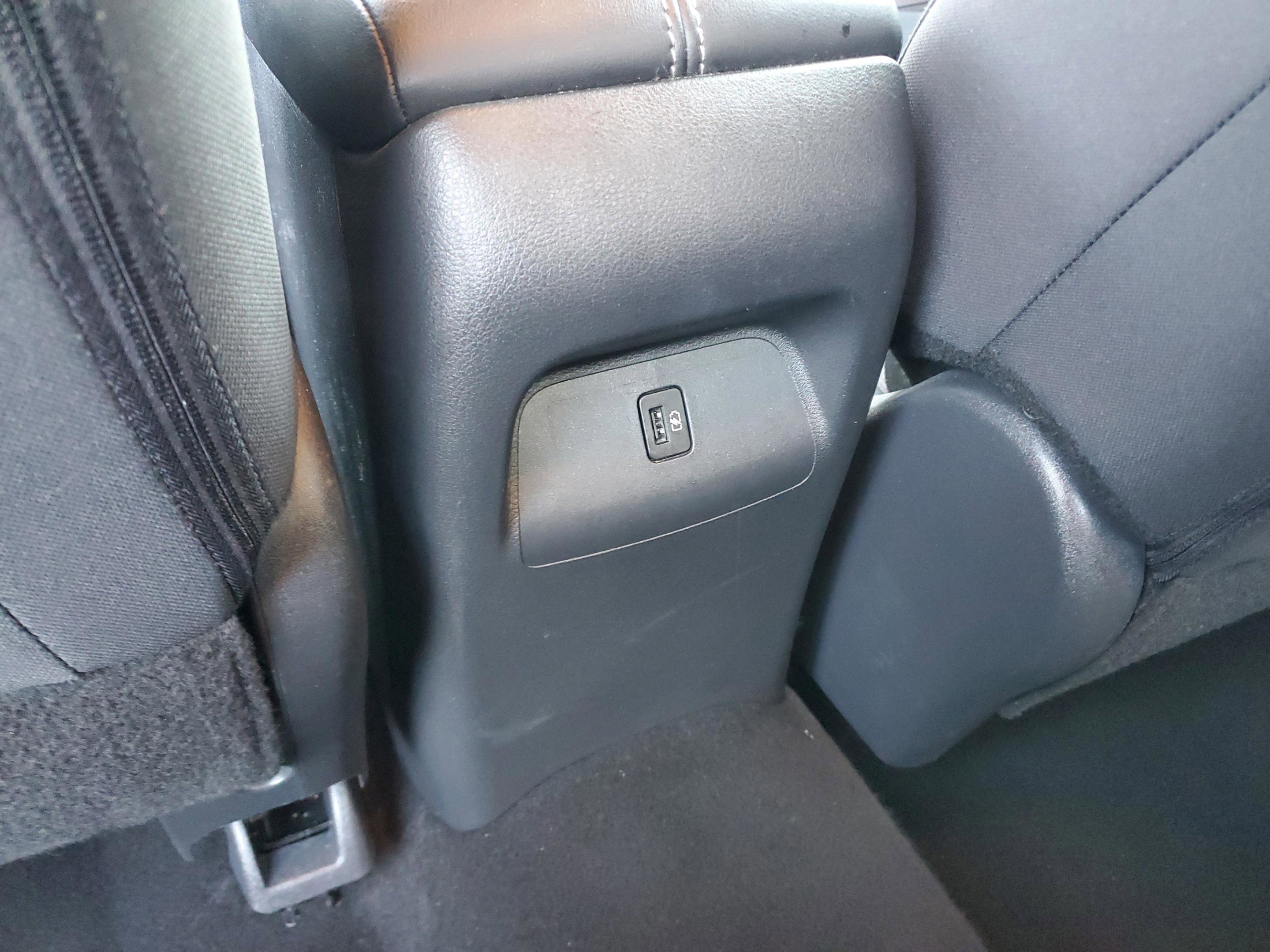 Used 2024 Nissan Sentra SV w/ Trunk Package image 7