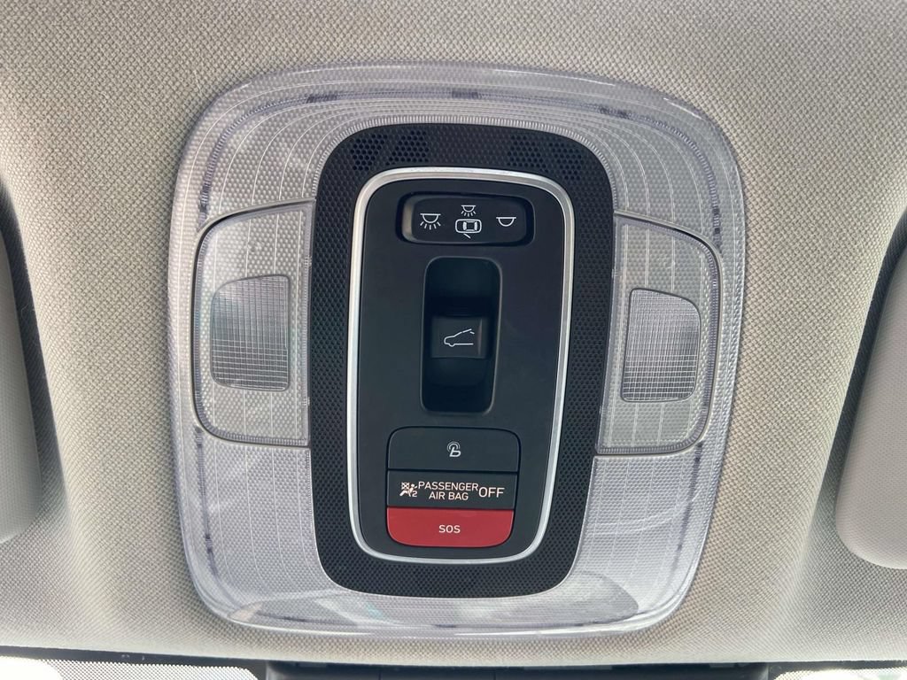 Used 2023 Hyundai Elantra Limited FWD image 22