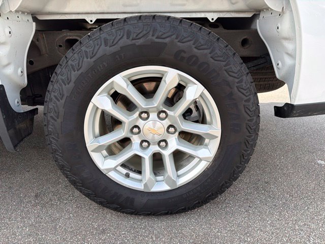 Certified 2024 Chevrolet Silverado 1500 LT AWD/4WD image 13