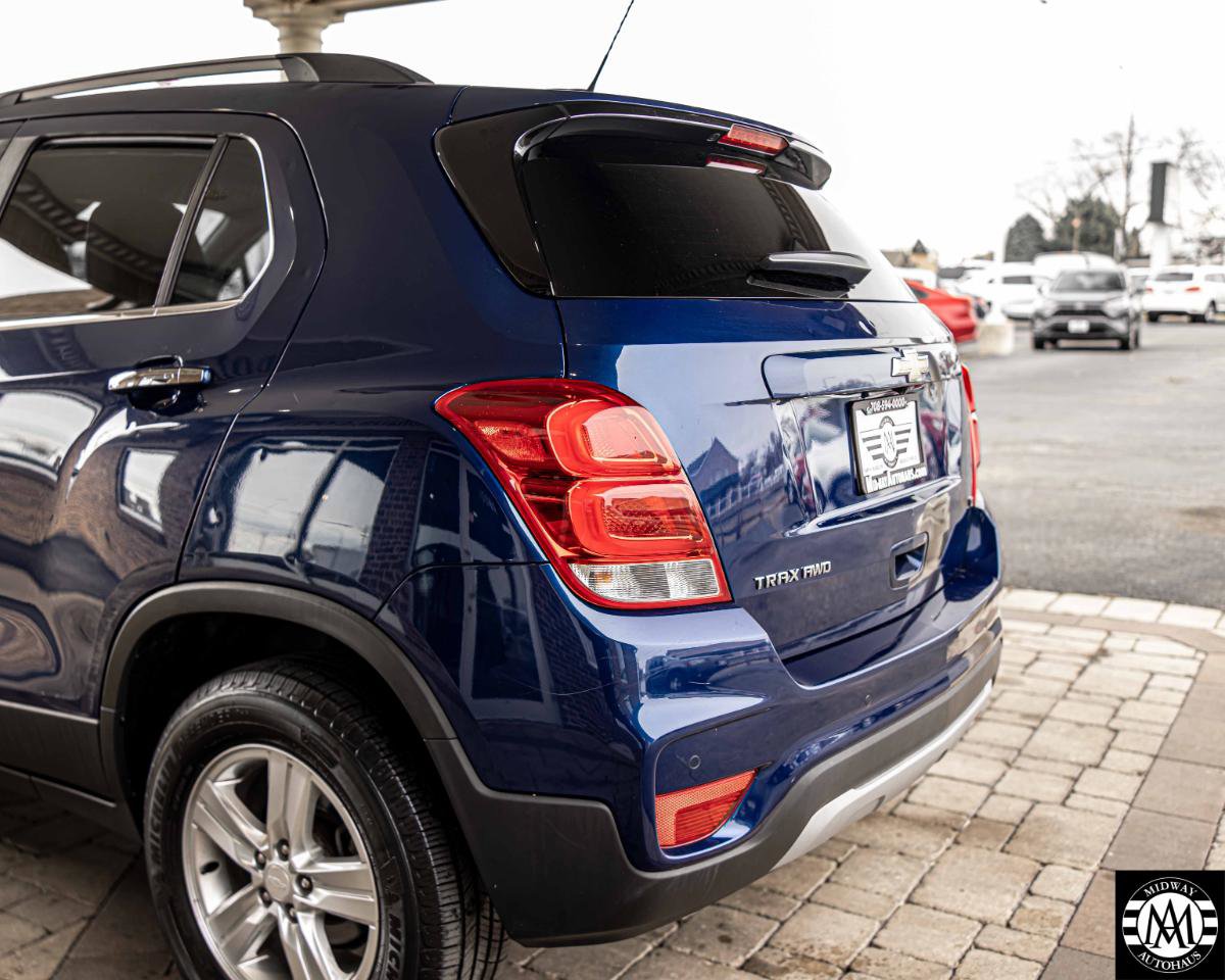 Used 2017 Chevrolet Trax LT w/ Sun & Sound Package image 30