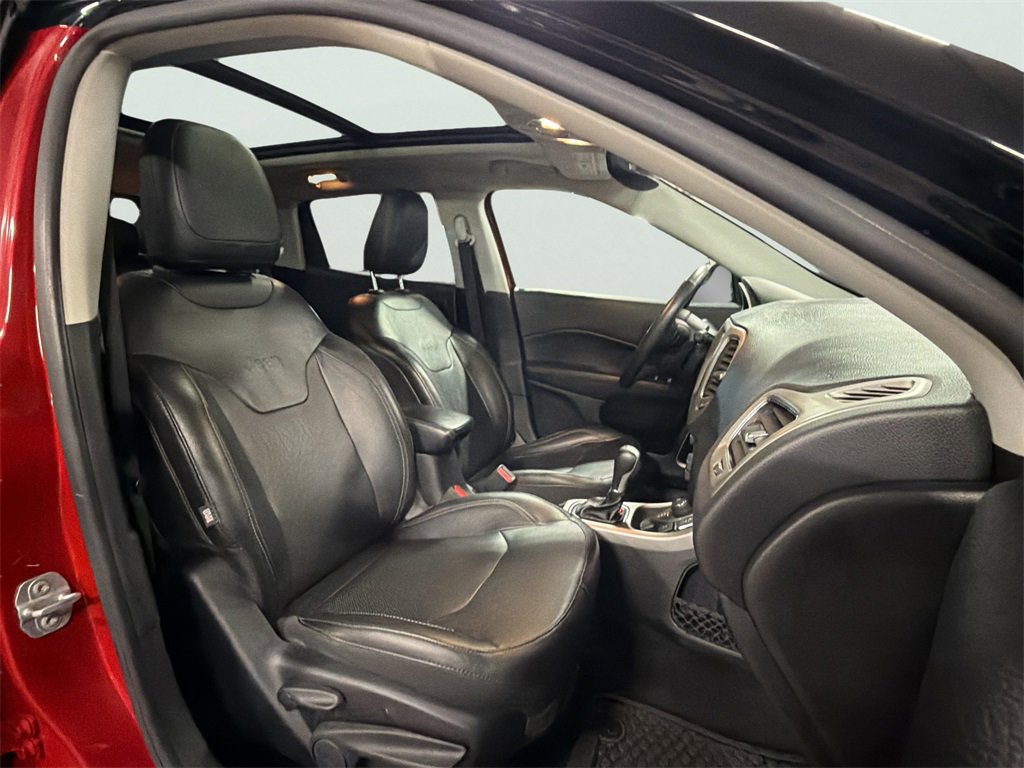 Used 2019 Jeep Compass High Altitude image 34