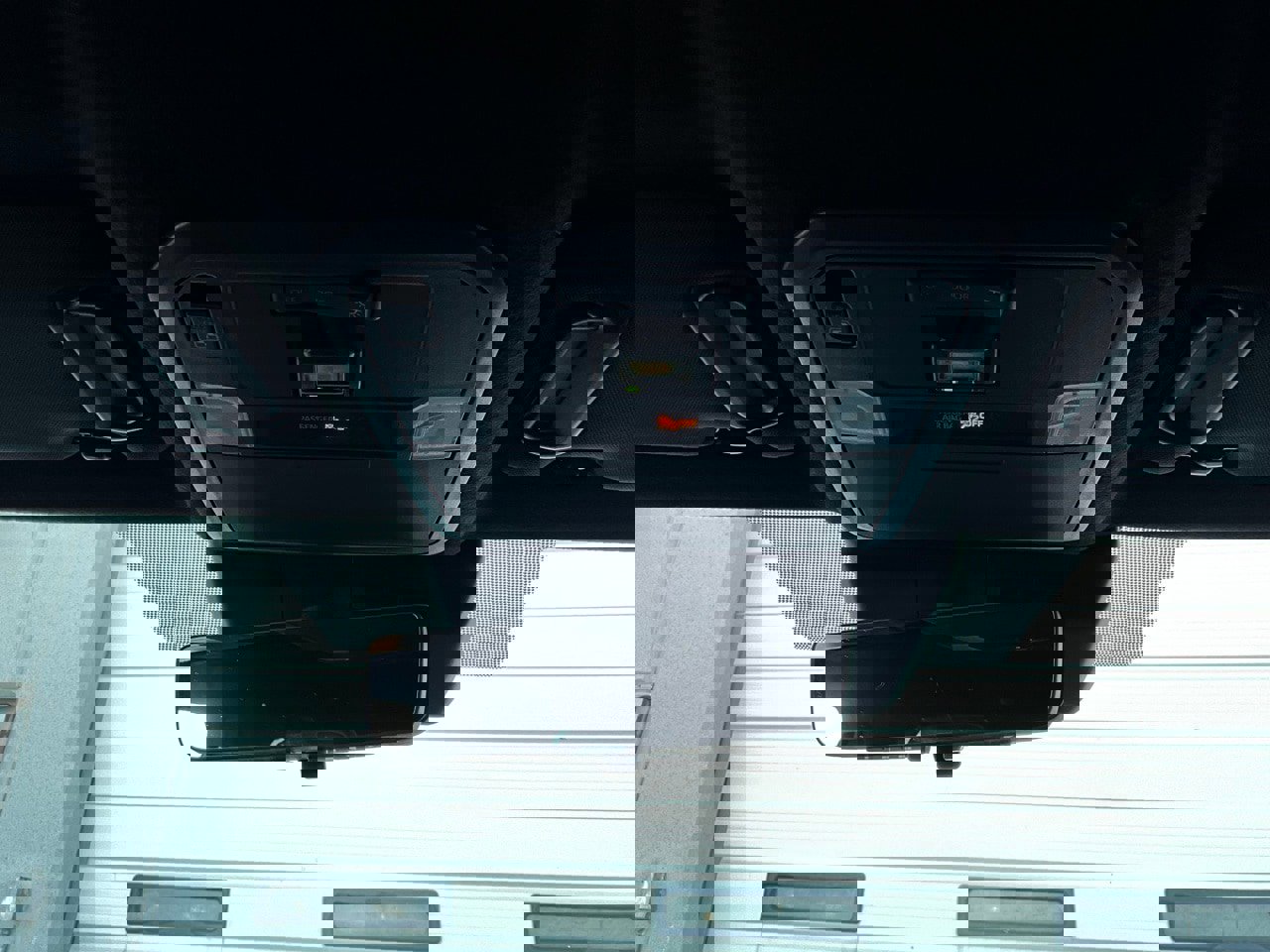 Used 2025 Toyota 4Runner Trailhunter image 22