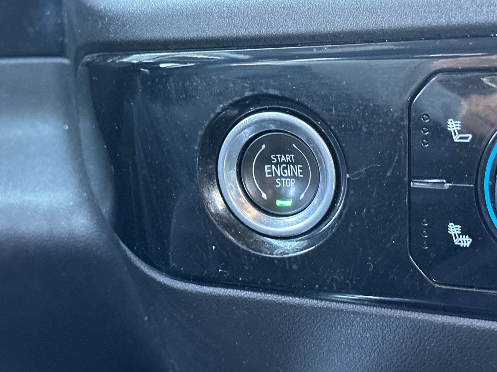 Used 2022 GMC Sierra 1500 Elevation w/ LPO, Elevation Black Package image 21