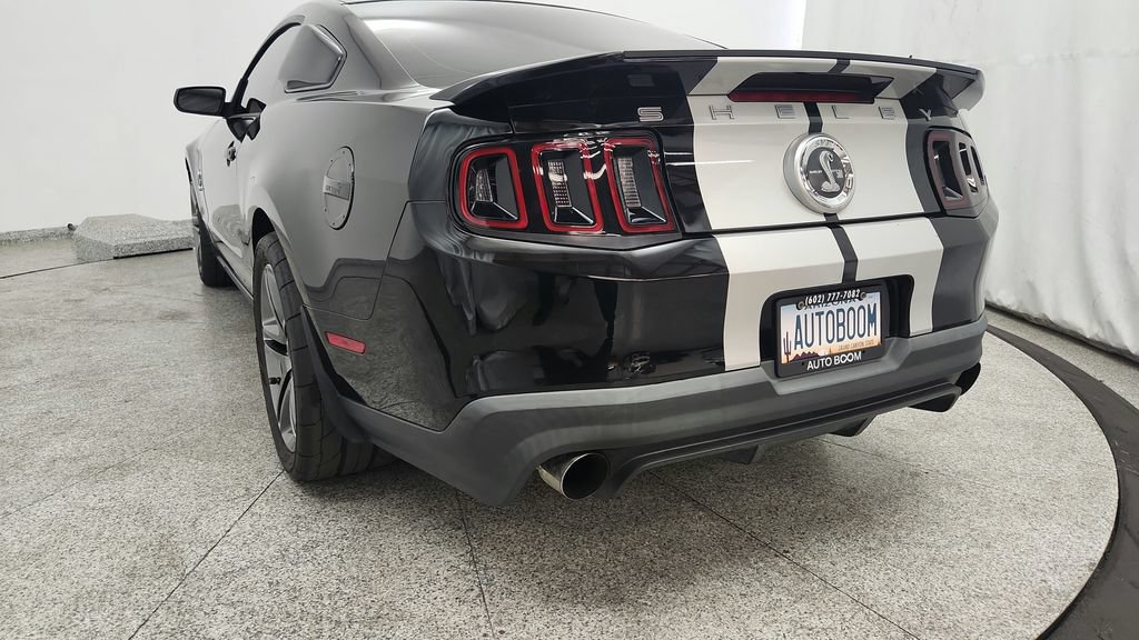 Used 2010 Ford Mustang Shelby GT500 RWD image 19