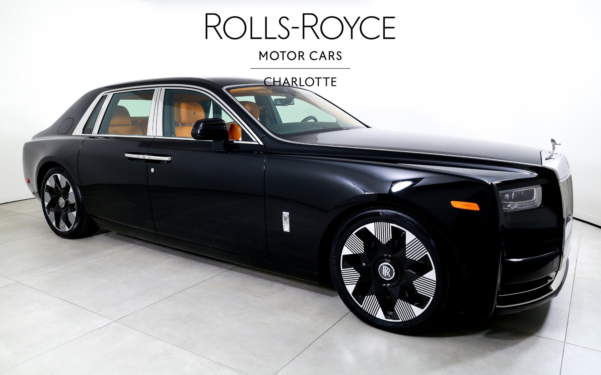 New 2026 Rolls-Royce Phantom Sedan image 5