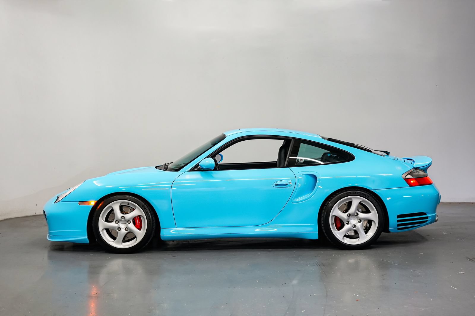 Used 2003 Porsche 911 Turbo AWD/4WD image 7