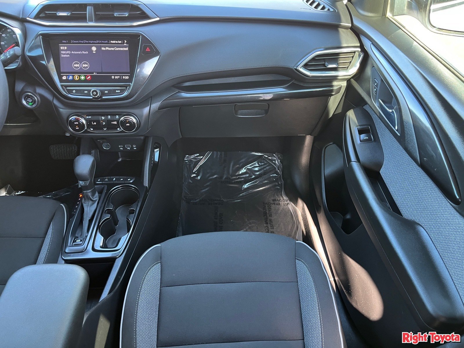 Used 2022 Chevrolet TrailBlazer LT w/ Convenience Package FWD image 18