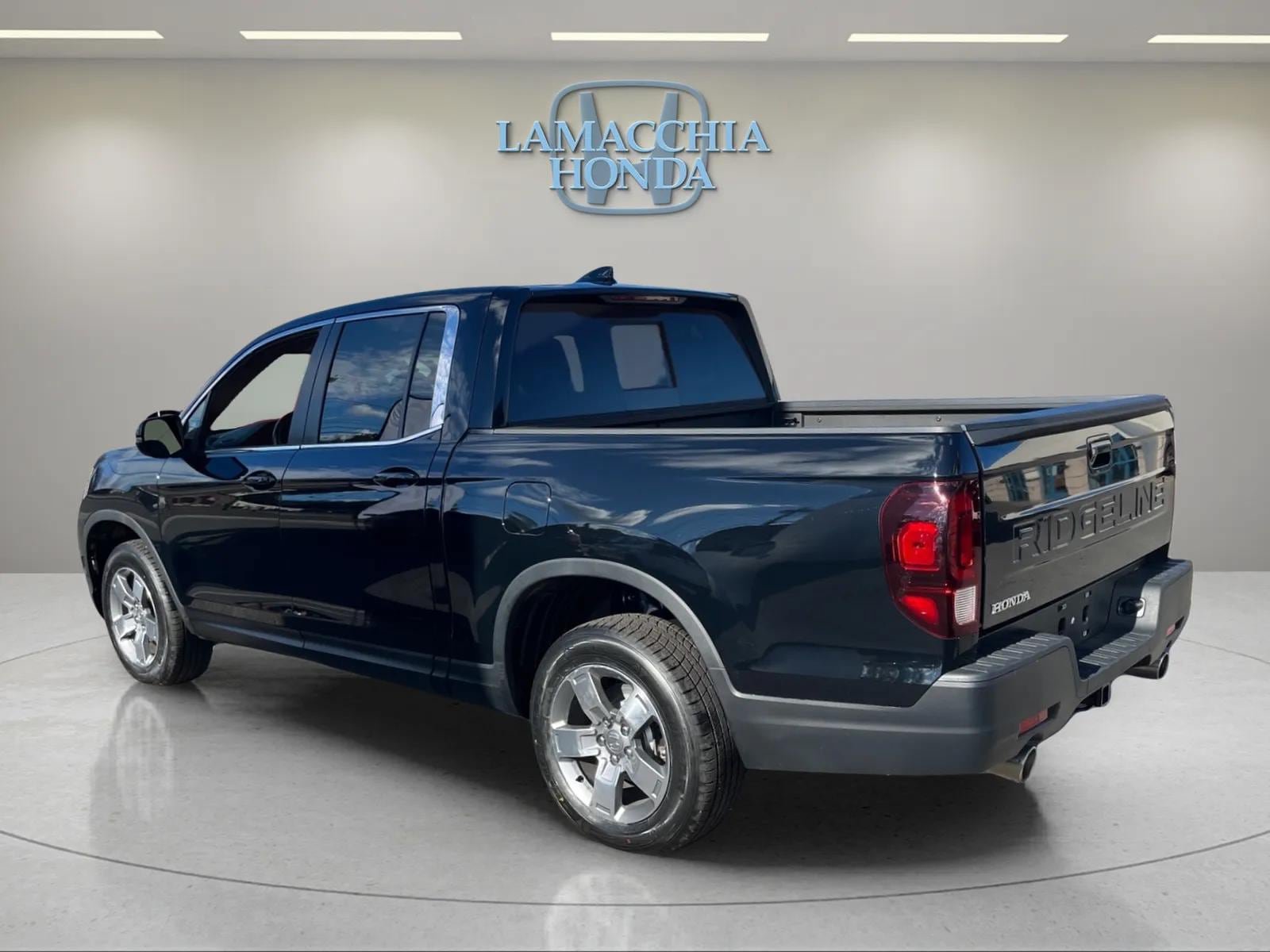 Used 2024 Honda Ridgeline RTL image 3
