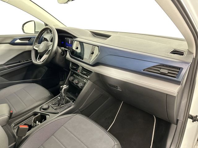 Used 2023 Volkswagen Taos SE image 30