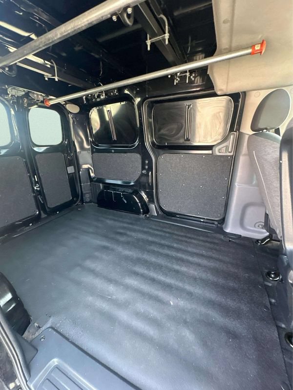 Used 2015 Nissan NV200 SV w/ Technology Package FWD image 12