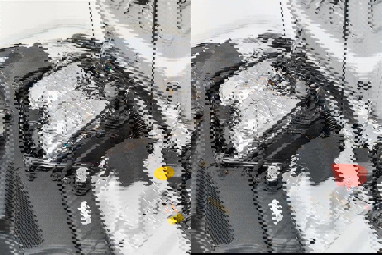 Used 2020 Jaguar F-TYPE SVR image 71